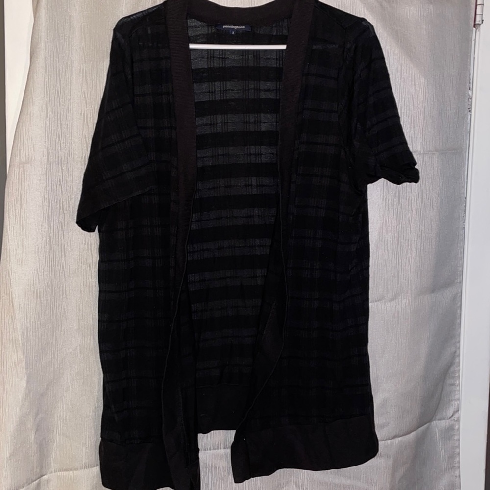 Light short sleeve cardigan